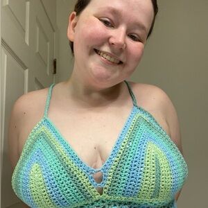 Meet your Posher, Laura